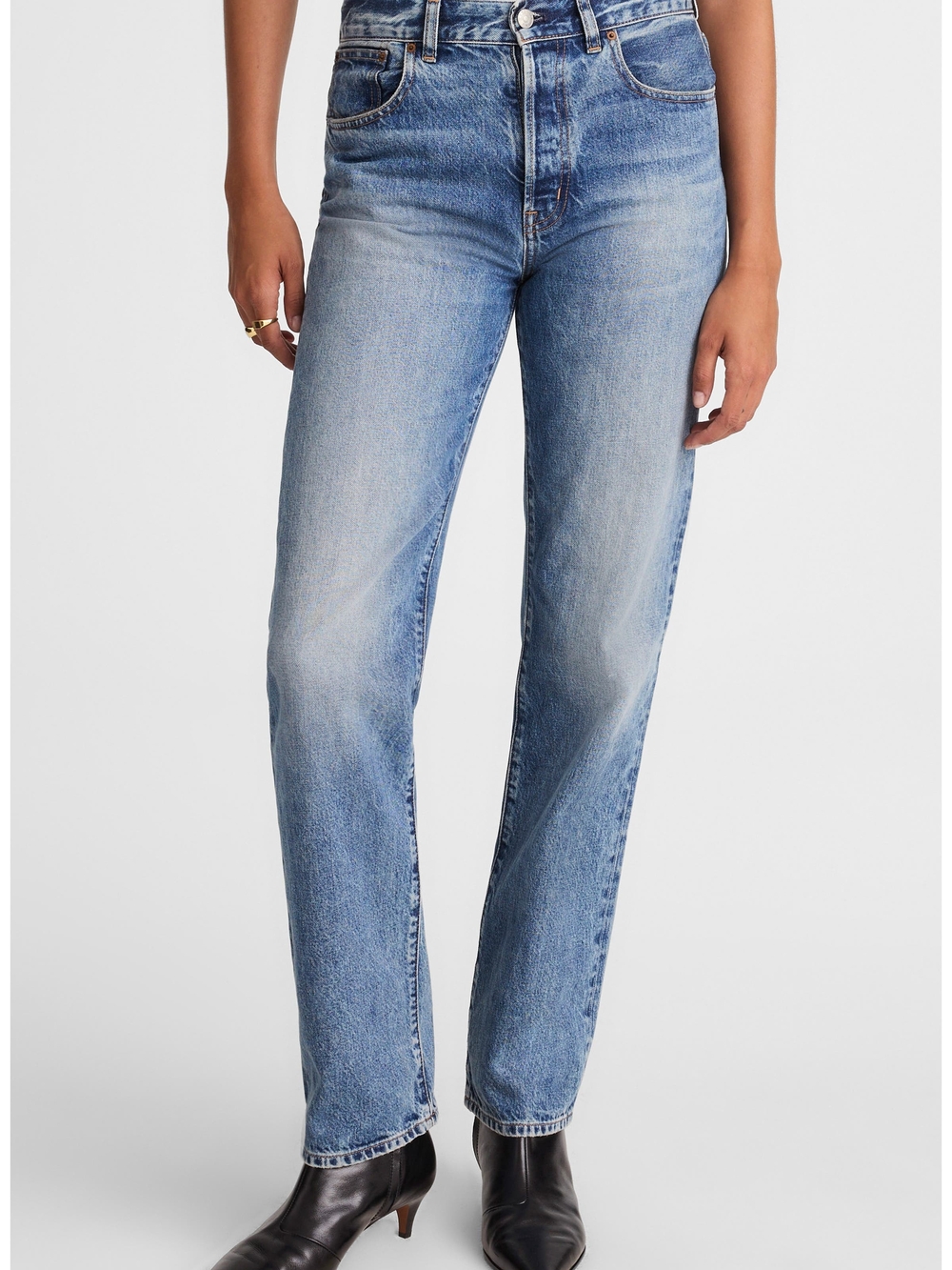 Classic High-Rise Straight Leg Jeans - Light Blue Wash